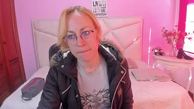 Snapshot of SammySanders chatting on February 27, 2026, 1:11 pm SammySanders online show from February 27, 2026, 1:11 pm