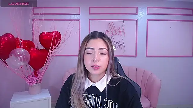 channel blonde a online show from February 4, 2025, 4:29 pm