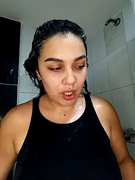 brianaGuzman online show from May 9, 2026, 9:07 pm