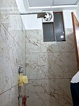 aaliya bhattt online show from March 4, 2026, 8:55 am