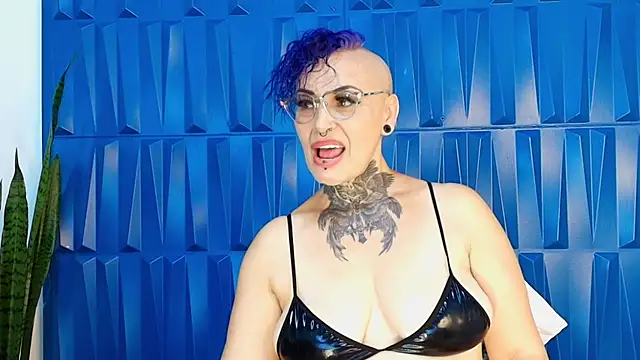 SandyyRose online show from February 18, 2025, 6:47 pm