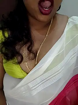 Snapshot of Sexy_Ammu_Telugu chatting on October 11, 2025, 5:36 pm Sexy Ammu Telugu online show from October 11, 2025, 5:36 pm