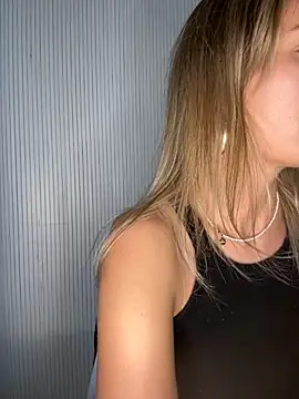 Milla  one online show from September 17, 2025, 3:36 pm