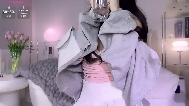 Aikawa Mizuki online show from October 4, 2025, 1:56 pm