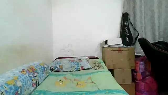 shyboymasturbation online show from September 26, 2025, 4:25 pm