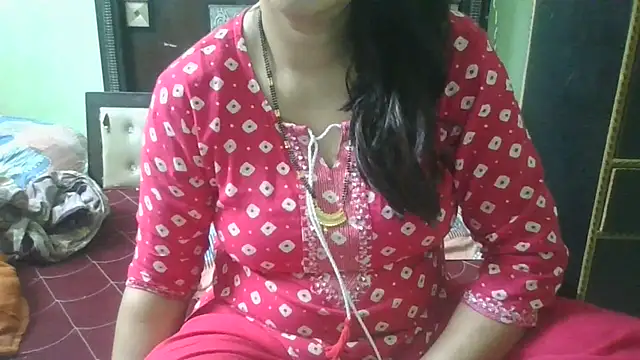 Snapshot of couplesuni chatting on October 25, 2025, 3:38 am couplesuni online show from October 25, 2025, 3:38 am