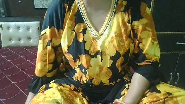 Snapshot of couplesuni chatting on October 29, 2025, 2:43 am couplesuni online show from October 29, 2025, 2:43 am