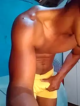 Leosilvaj1 online show from November 27, 2025, 4:51 pm