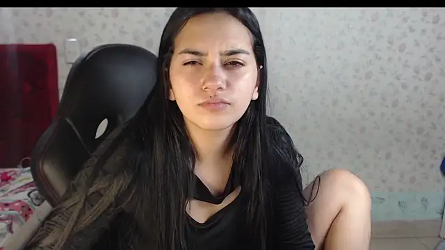 kayla k18 online show from November 3, 2025, 10:57 pm