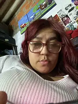 dafne19  online show from September 17, 2025, 4:47 am