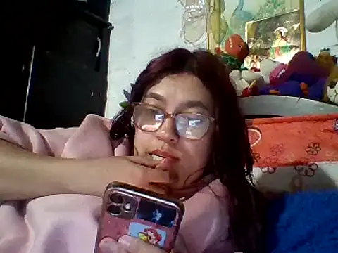 dafne19  online show from February 27, 2025, 2:14 am