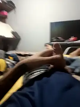 danilogarcia33 online show from January 8, 2026, 12:05 am