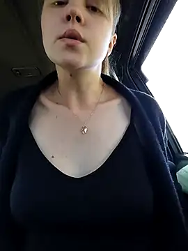 Snapshot of astiSWEET chatting on October 7, 2025, 2:56 am astiSWEET online show from October 7, 2025, 2:56 am