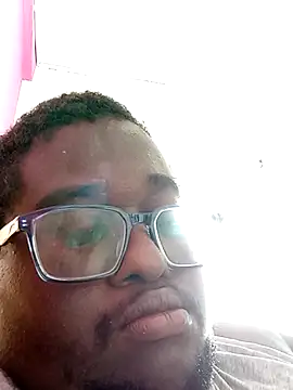 Snapshot of Jeanlaurent972 chatting on November 9, 2025, 1:48 pm Jeanlaurent972 online show from November 9, 2025, 1:48 pm