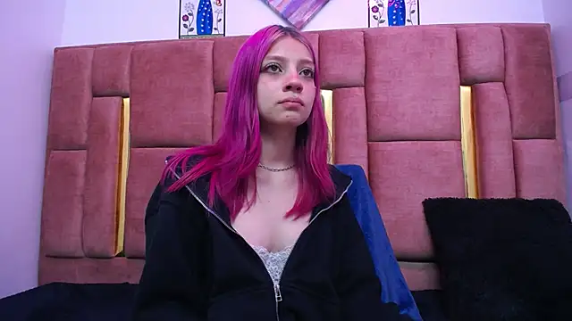 Snapshot of HORNET_ chatting on December 31, 2024, 6:05 am HORNET online show from December 31, 2024, 6:05 am