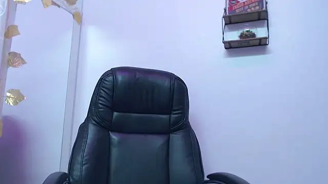 Snapshot of HORNET_ chatting on March 1, 2025, 8:56 am HORNET online show from March 1, 2025, 8:56 am