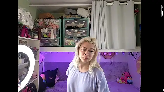 Snapshot of cunty_tranny_lydia chatting on June 10, 2026, 11:50 pm cunty tranny lydia online show from June 10, 2026, 11:50 pm