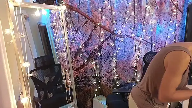 cunty tranny lydia online show from March 17, 2026, 3:53 am