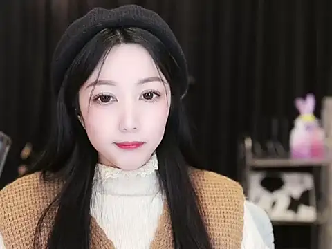Nuyoah-77 online show from March 3, 2025, 3:54 pm