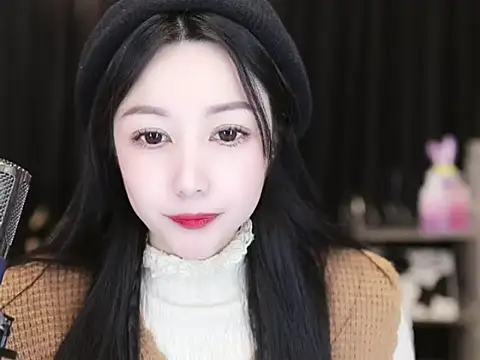 Nuyoah-77 online show from March 3, 2025, 6:56 pm