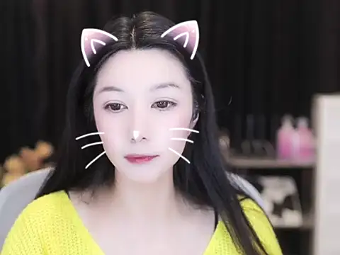 Nuyoah-77 online show from October 9, 2025, 3:12 pm