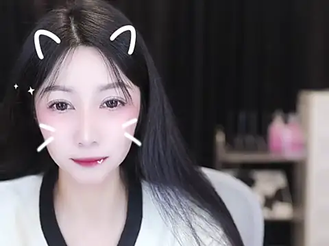 Snapshot of Nuyoah-77 chatting on October 13, 2025, 4:08 pm Nuyoah-77 online show from October 13, 2025, 4:08 pm