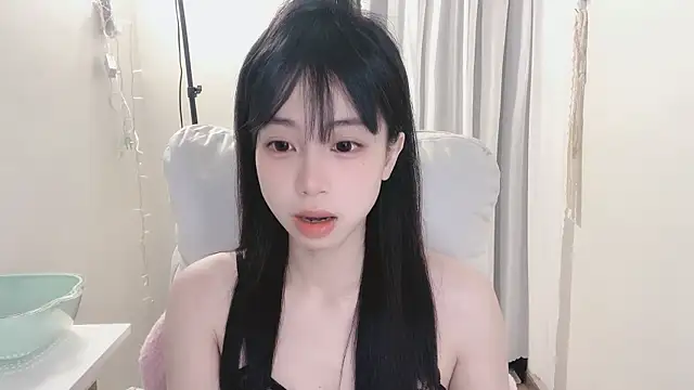 -Hottie online show from March 3, 2025, 4:26 pm