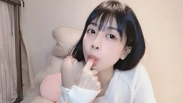 -Hottie online show from January 13, 2025, 7:42 pm
