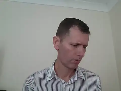 MarcusMaxx online show from December 2, 2025, 9:44 am