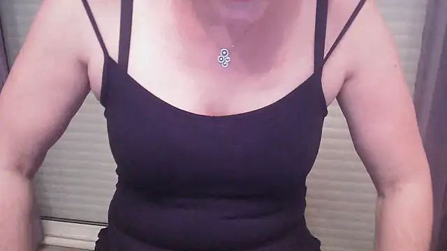 Raptor82 online show from September 17, 2025, 8:11 pm