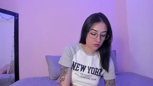 ValeriaCox online show from March 1, 2025, 1:11 am