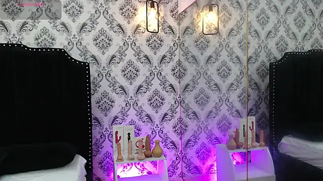 Snapshot of SaaraBrown chatting on March 5, 2025, 12:22 pm SaaraBrown online show from March 5, 2025, 12:22 pm