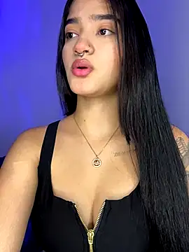 Snapshot of charlotte_9999 chatting on September 20, 2025, 12:37 am charlotte 9999 online show from September 20, 2025, 12:37 am