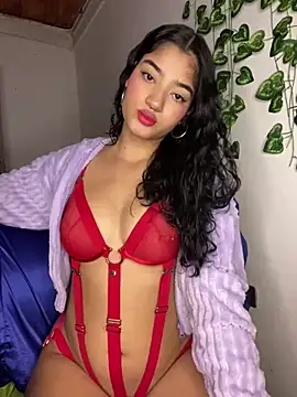 Snapshot of charlotte_9999 chatting on January 2, 2025, 7:07 pm charlotte 9999 online show from January 2, 2025, 7:07 pm