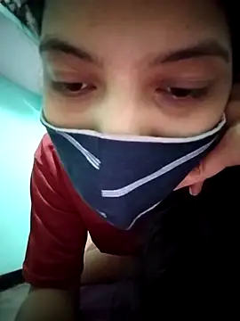 Snapshot of Hotty-Divya chatting on September 21, 2025, 4:12 pm Hotty-Divya online show from September 21, 2025, 4:12 pm