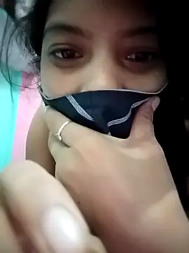 Snapshot of Hotty-Divya chatting on September 26, 2025, 3:13 am Hotty-Divya online show from September 26, 2025, 3:13 am