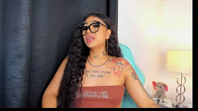 Mia Jansen online show from March 18, 2025, 12:40 am