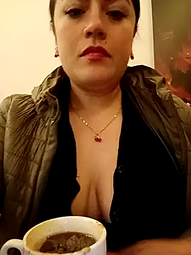 Lesly 10- online show from September 15, 2025, 1:06 am