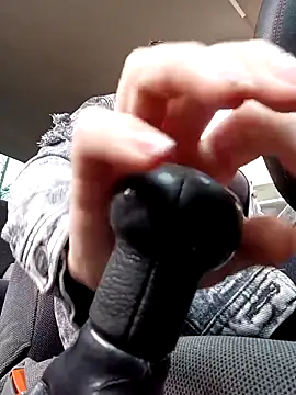 Lesly 10- online show from October 20, 2025, 4:29 pm