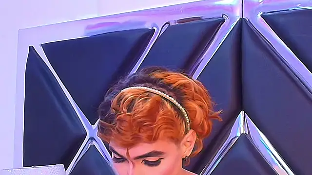 KylieMonnett online show from February 20, 2026, 6:26 am