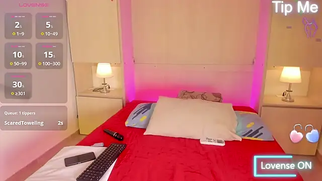 Snapshot of EmilyyStuart chatting on September 28, 2025, 4:08 am EmilyyStuart online show from September 28, 2025, 4:08 am