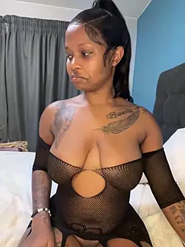 Snapshot of InkLady444 chatting on September 26, 2025, 5:31 pm InkLady444 online show from September 26, 2025, 5:31 pm