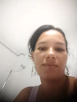 Snapshot of thasmyni chatting on May 15, 2026, 1:53 pm thasmyni online show from May 15, 2026, 1:53 pm