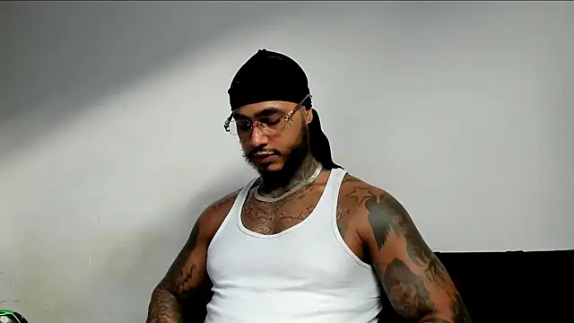 Exotic tatto27121 online show from May 31, 2026, 10:32 pm