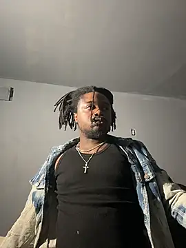 SluttyLyfe4L online show from April 13, 2026, 1:31 am