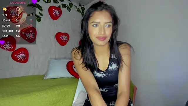 Alina Argi online show from February 18, 2025, 1:22 pm