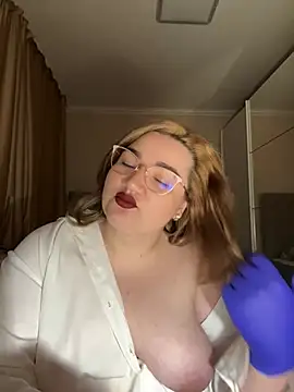 Leya  Droit online show from February 15, 2025, 1:10 am
