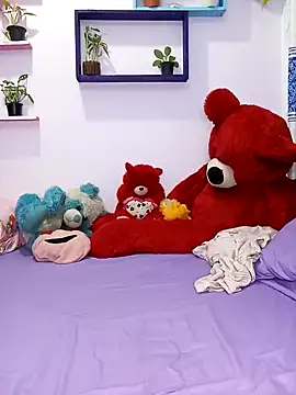 Snapshot of _Hot_Kisses_ chatting on January 12, 2025, 6:27 pm Hot Kisses online show from January 12, 2025, 6:27 pm