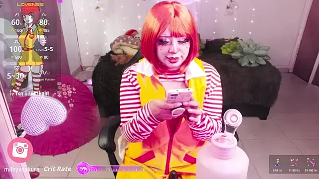 Snapshot of MilkyXSakura chatting on September 26, 2025, 9:43 pm MilkyXSakura online show from September 26, 2025, 9:43 pm