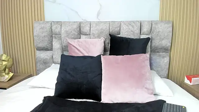 Snapshot of Khalifa_fletcher chatting on March 18, 2025, 10:37 pm Khalifa fletcher online show from March 18, 2025, 10:37 pm
